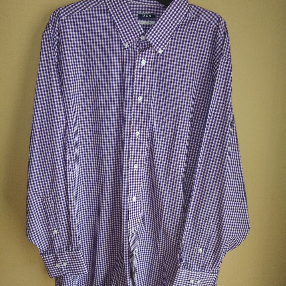 Men's "NEW" Izod Shirt. FREE SHIPPING!